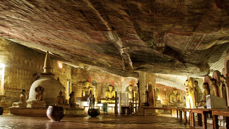 Dambulla Cave Complex